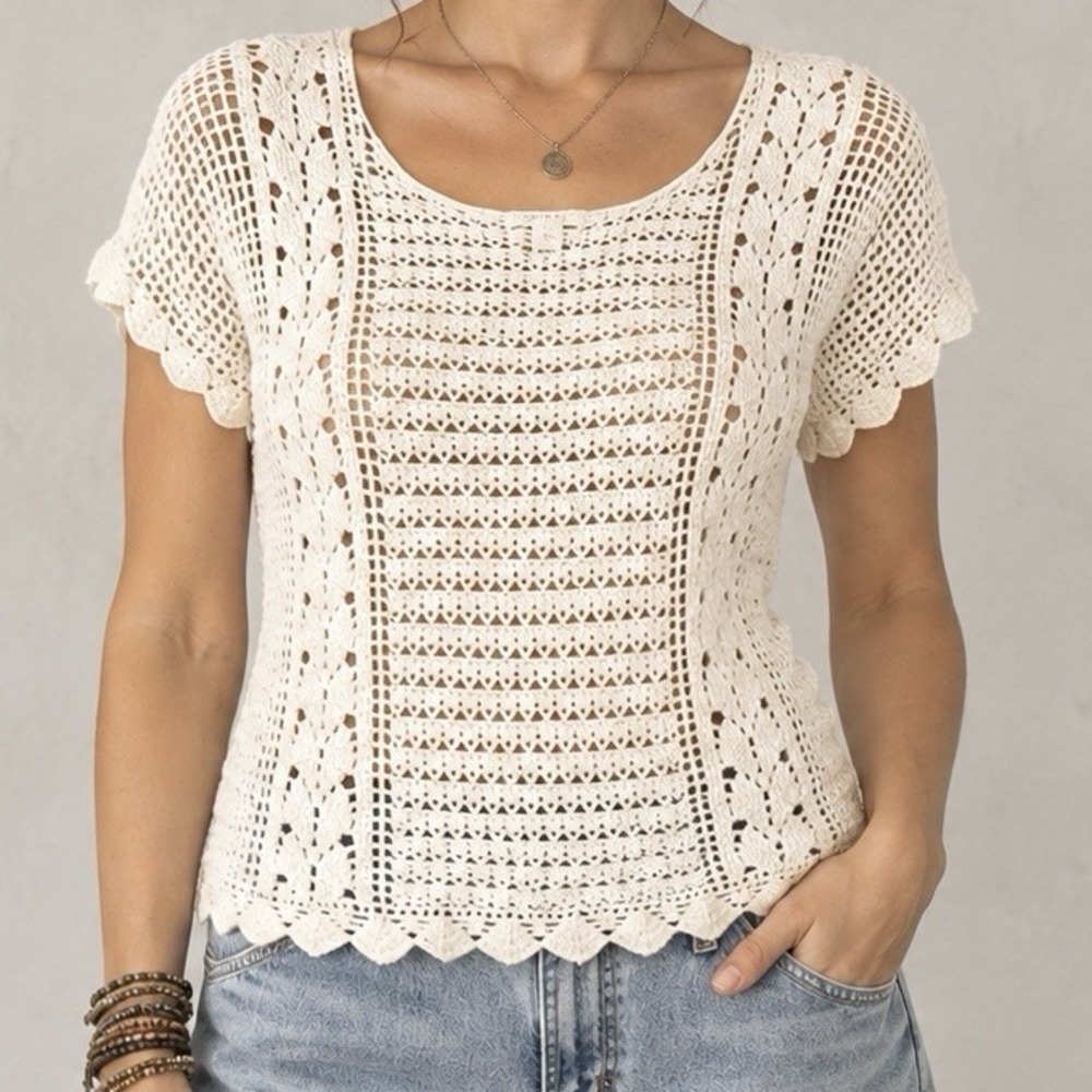 Banana Republic Ivory Crochet Top Large Coastal Resort Boho Openwork Scallope